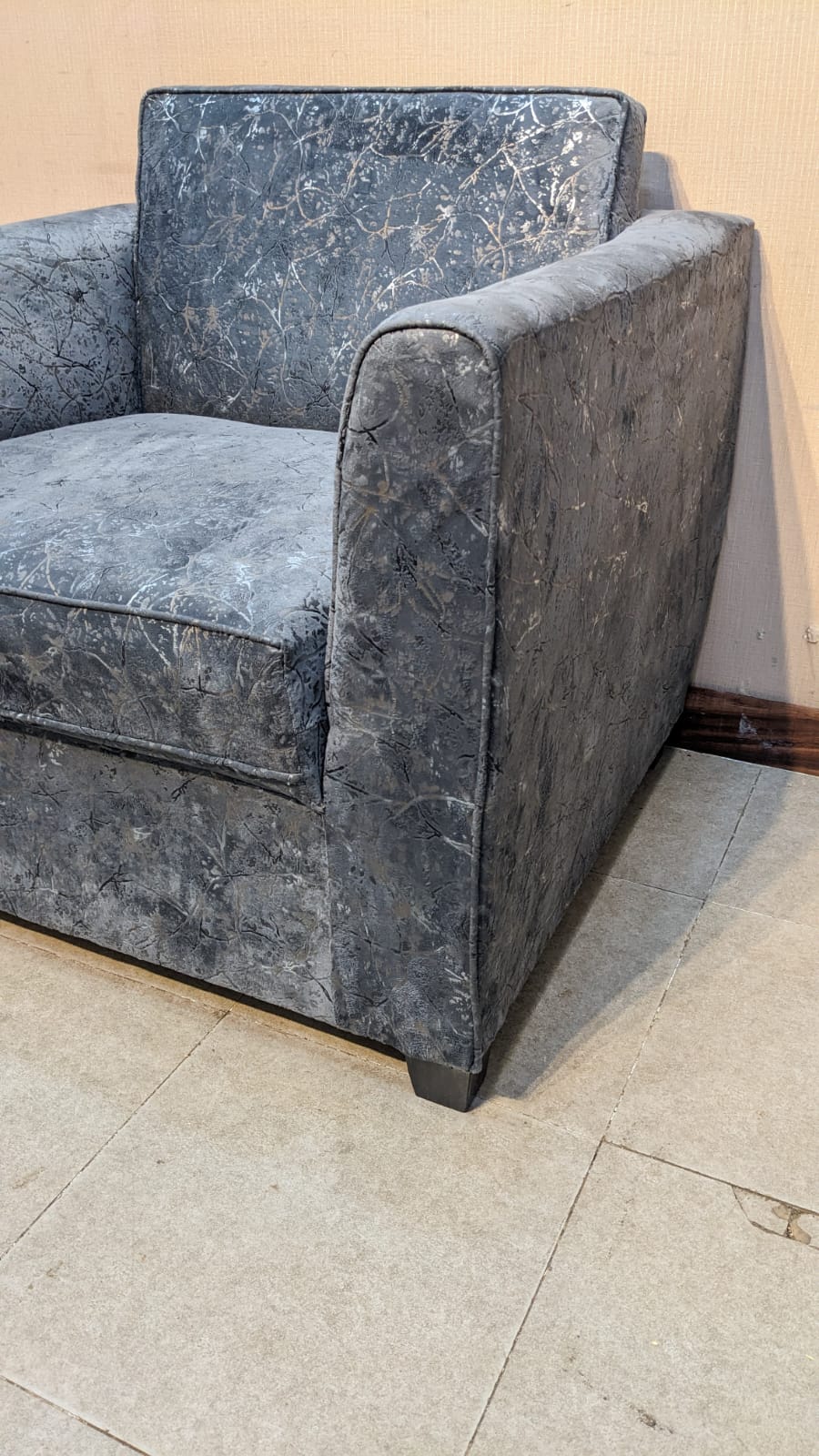 4 Seater Sofa Set