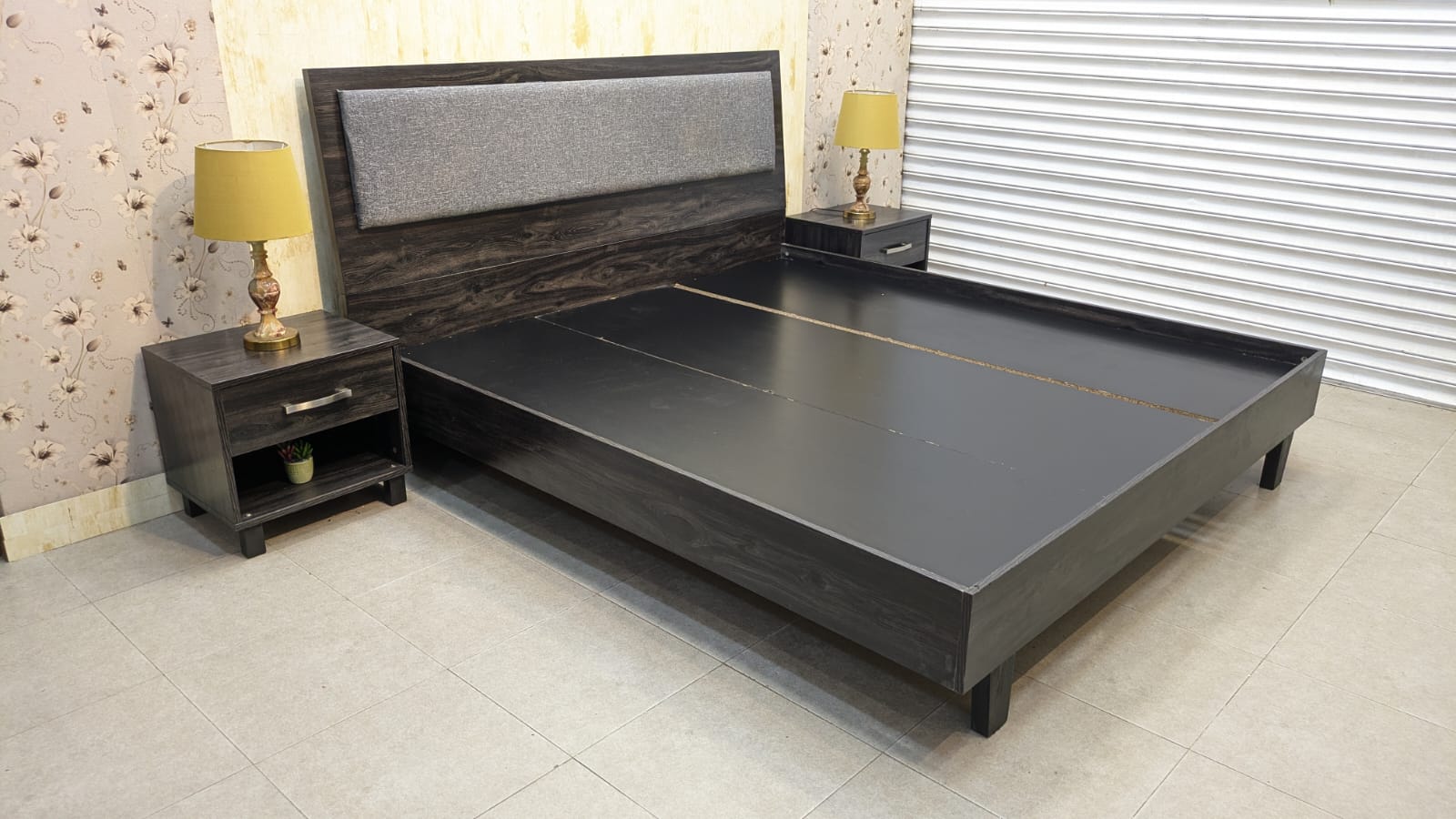 Habitt Carter King Size Bed With 2 Side Tables and Dressing Table