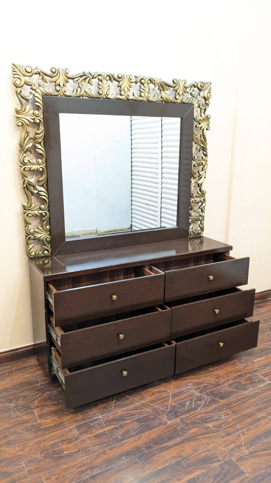 King Size Bed with 2 Side Tables and Dressing Table