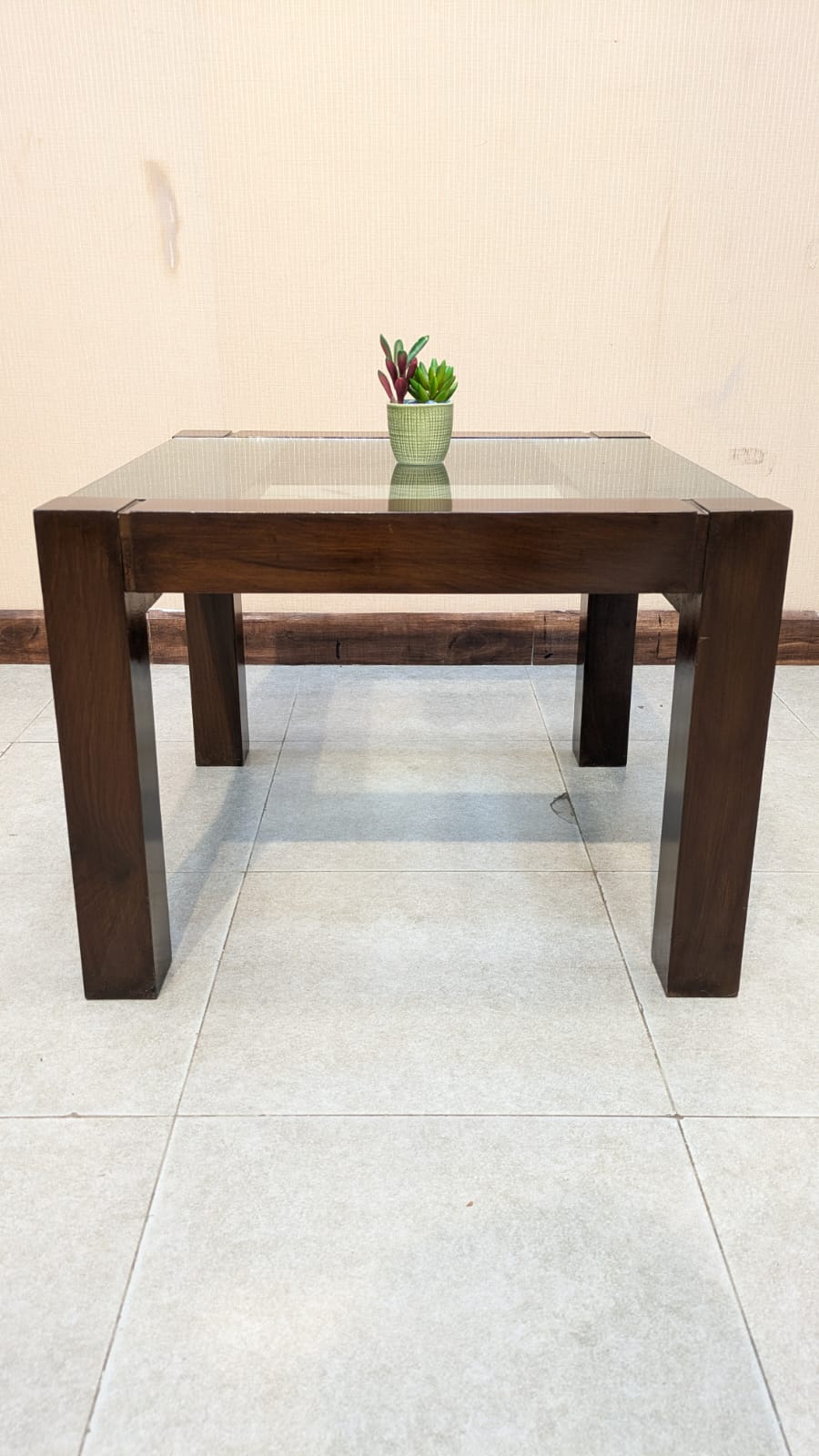 100% Solid Sheesham Wood Corner Table