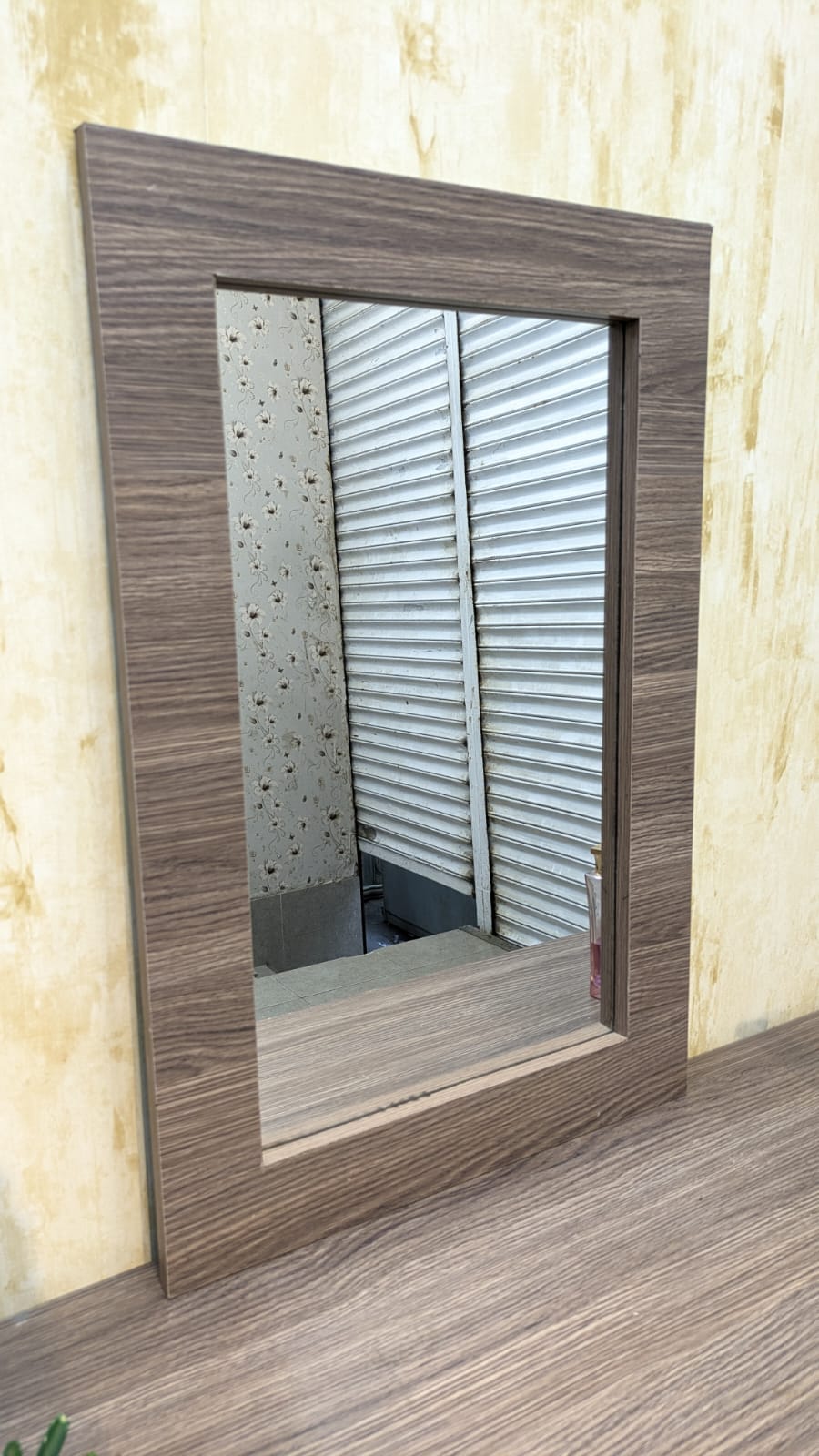 Console With Wall Mounted Mirror