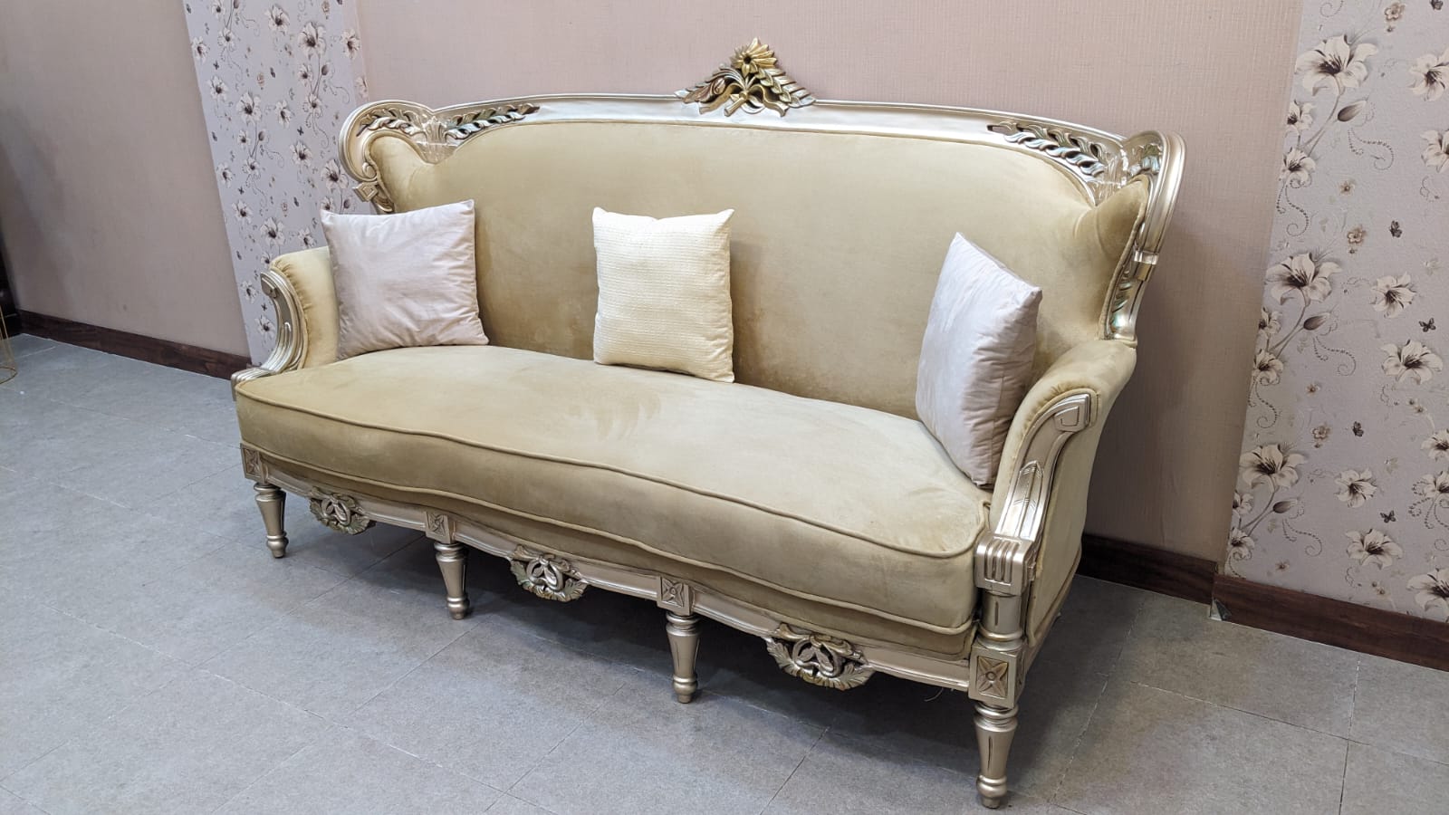 Solid Sheesham Wood 3 Seater Chinioti Sofa