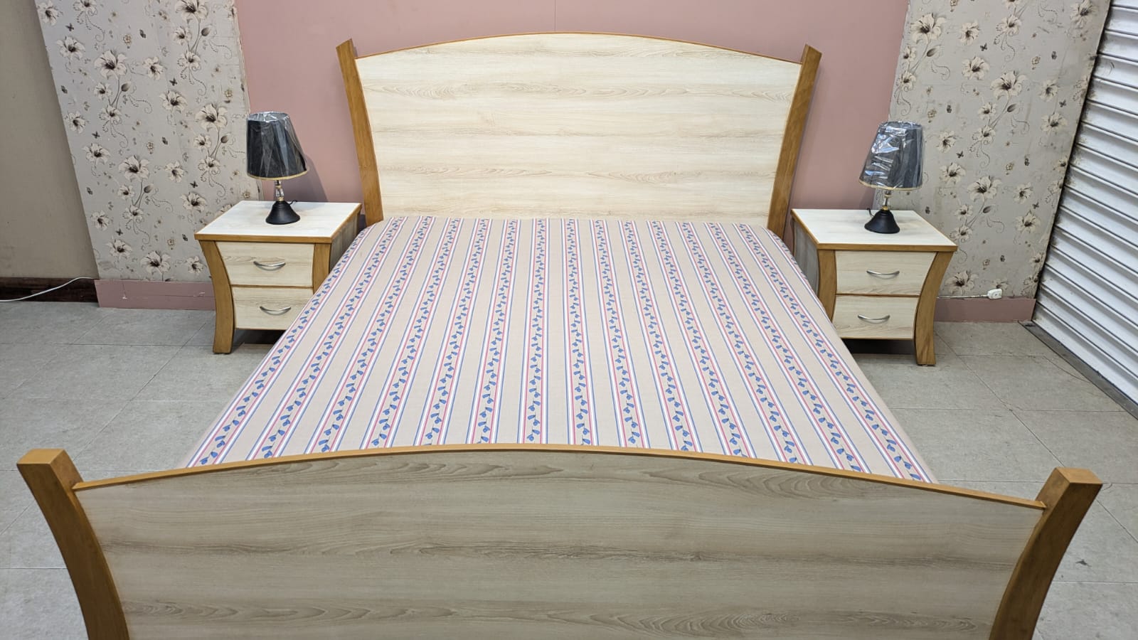 Queen Size Bed Set