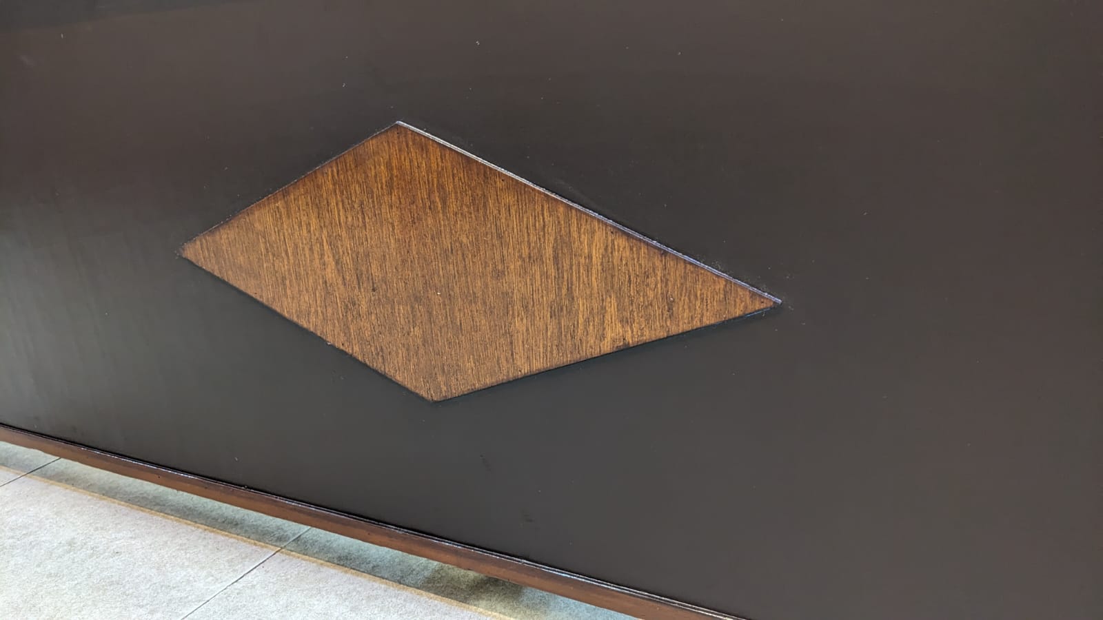 Queen Size Bed With 2 Side Tables