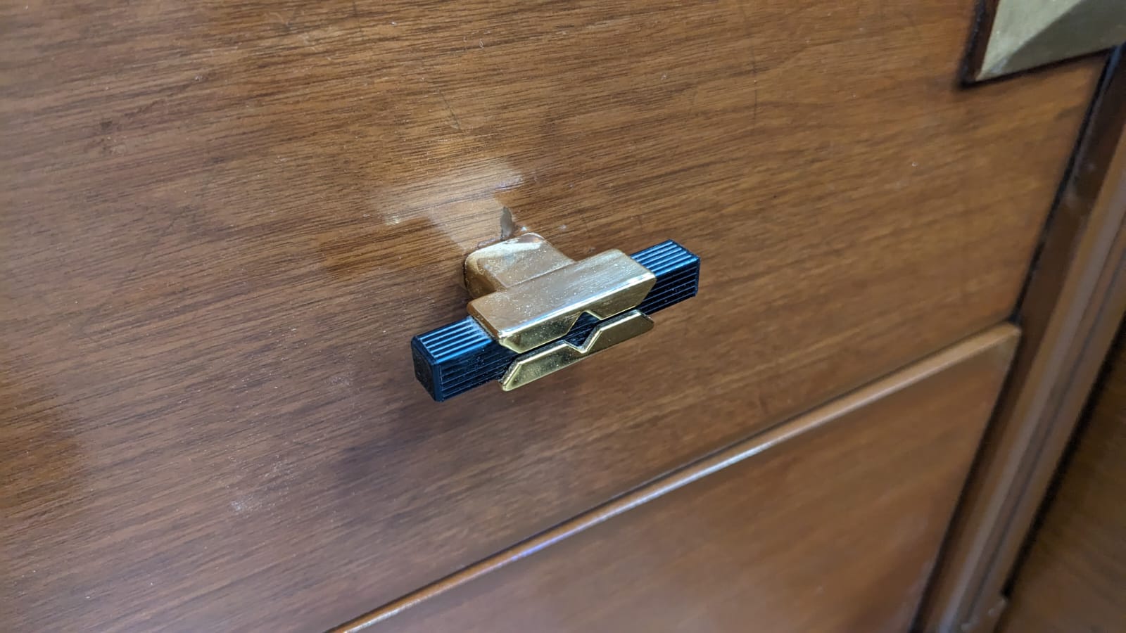 Brand New King Size Bed Set