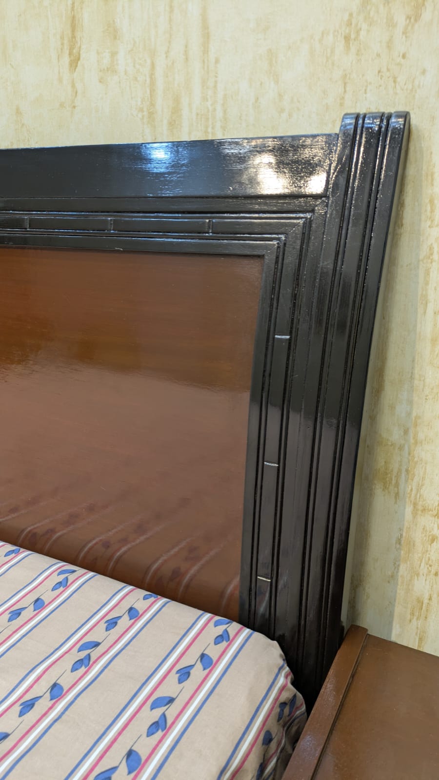 King Size Bed With 2 Side tables