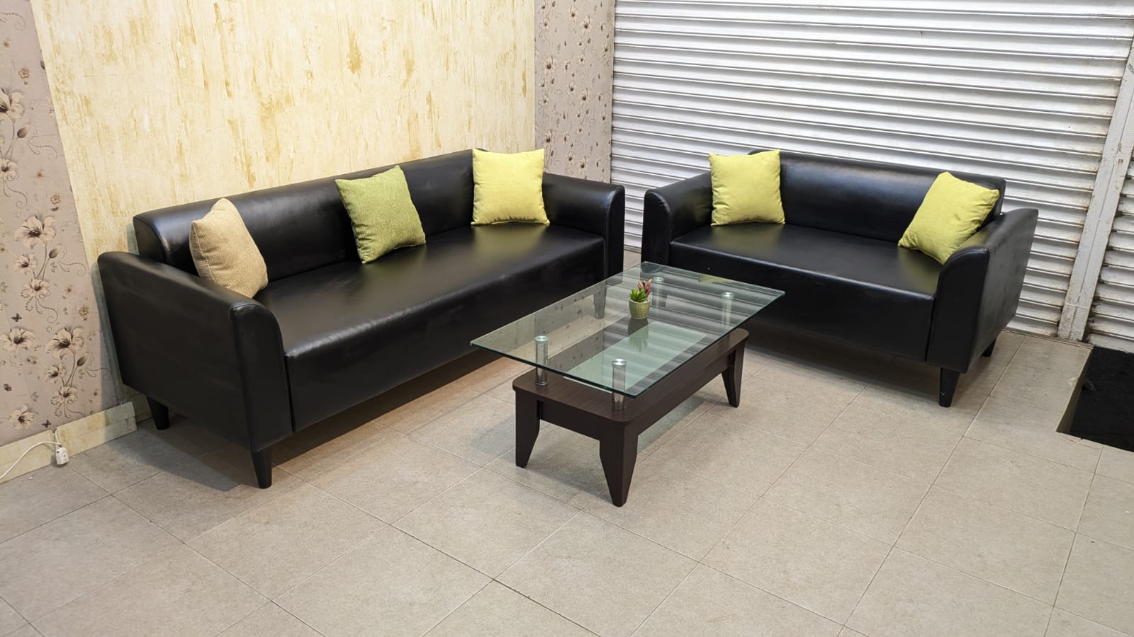 Habitt Osbourne 5 Seater Sofa Set