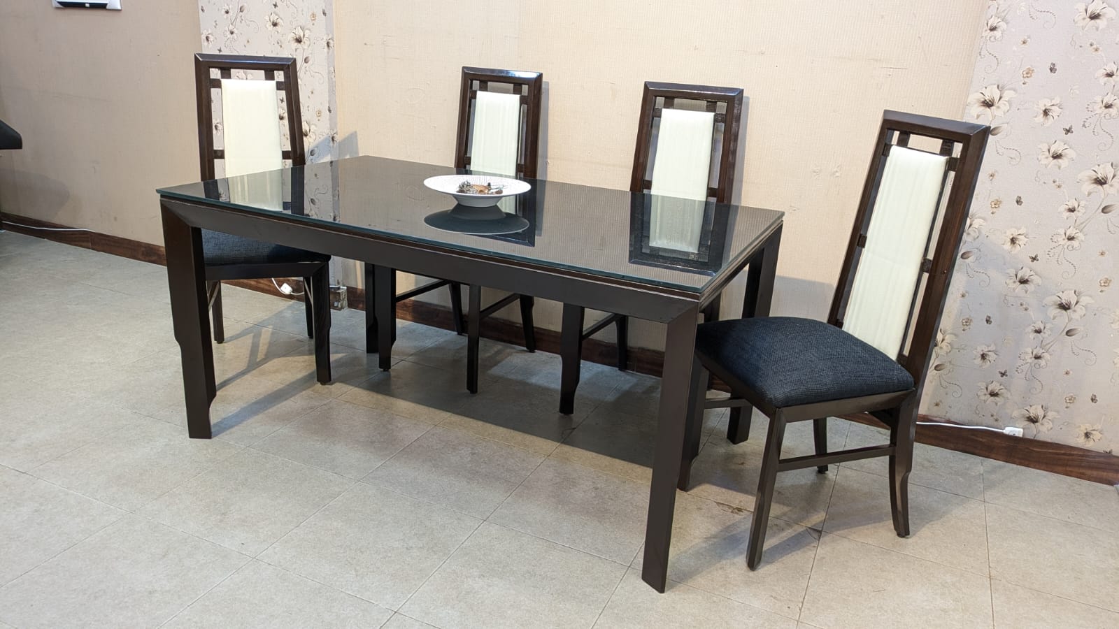 Imported 6 Seater Dining Table