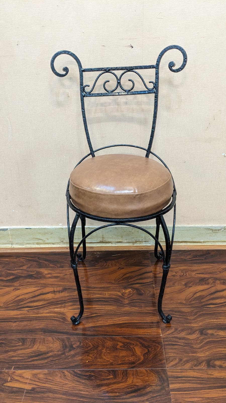 4 Seater Metal Dinning Table