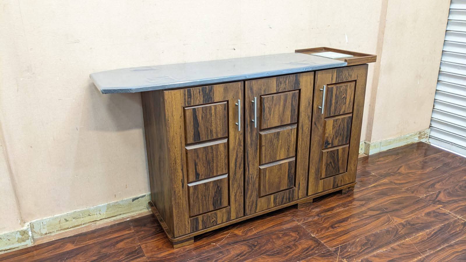 DivineCrafts Brand New Iron Table