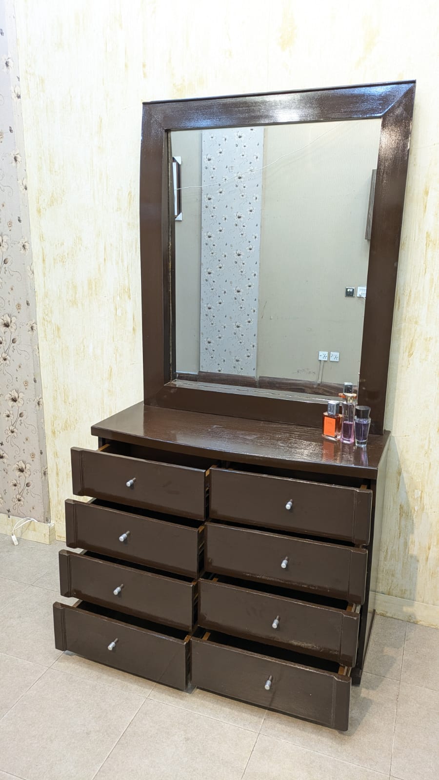 Pair Of Single Beds Set