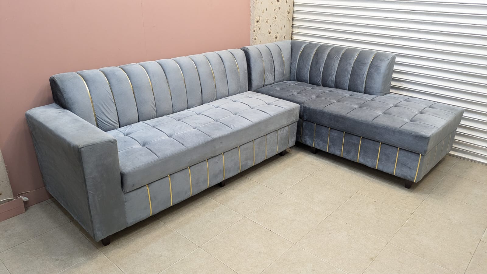 L-SHAPE SOFA SET WITH CENTRE TABLE
