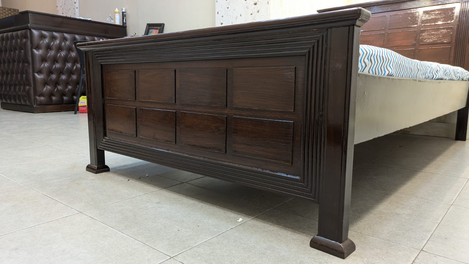 Elegant Panel Design Single Bed