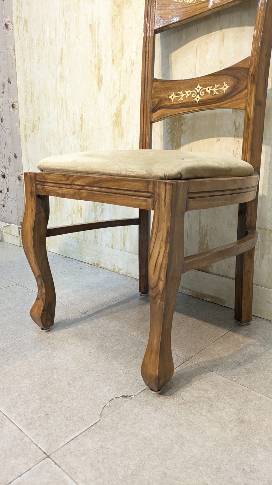 Solid Sheesham Wood 6 Seater Dining Table