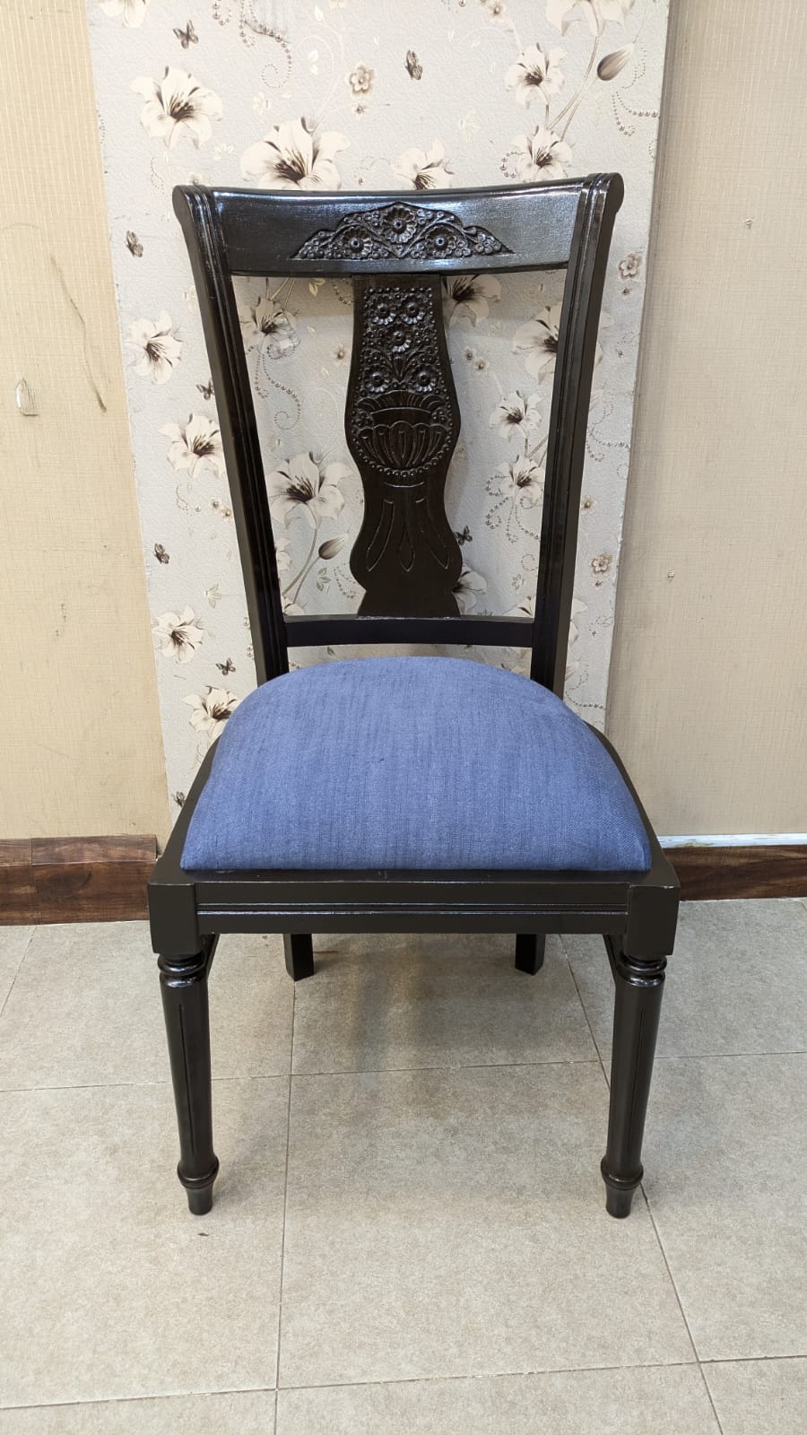 6 Seater Dining Table