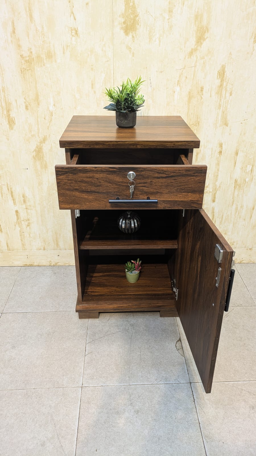 Brand New pedestal drawers