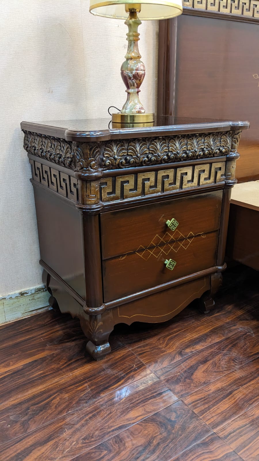 Queen Size Bedroom Set