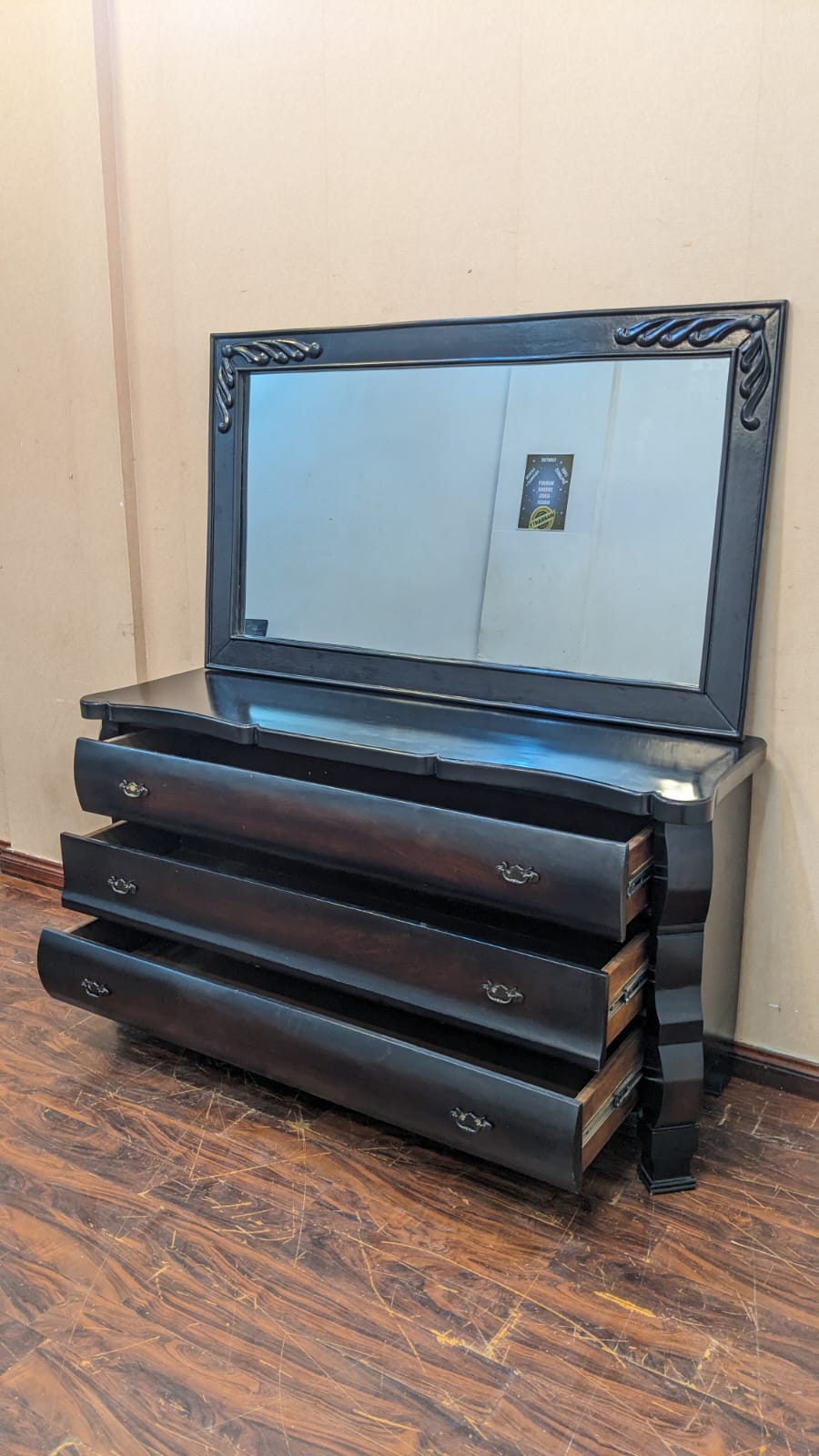 🔥Habitt🔥 King Size Bed with 2 Side Tables & Dressing Table