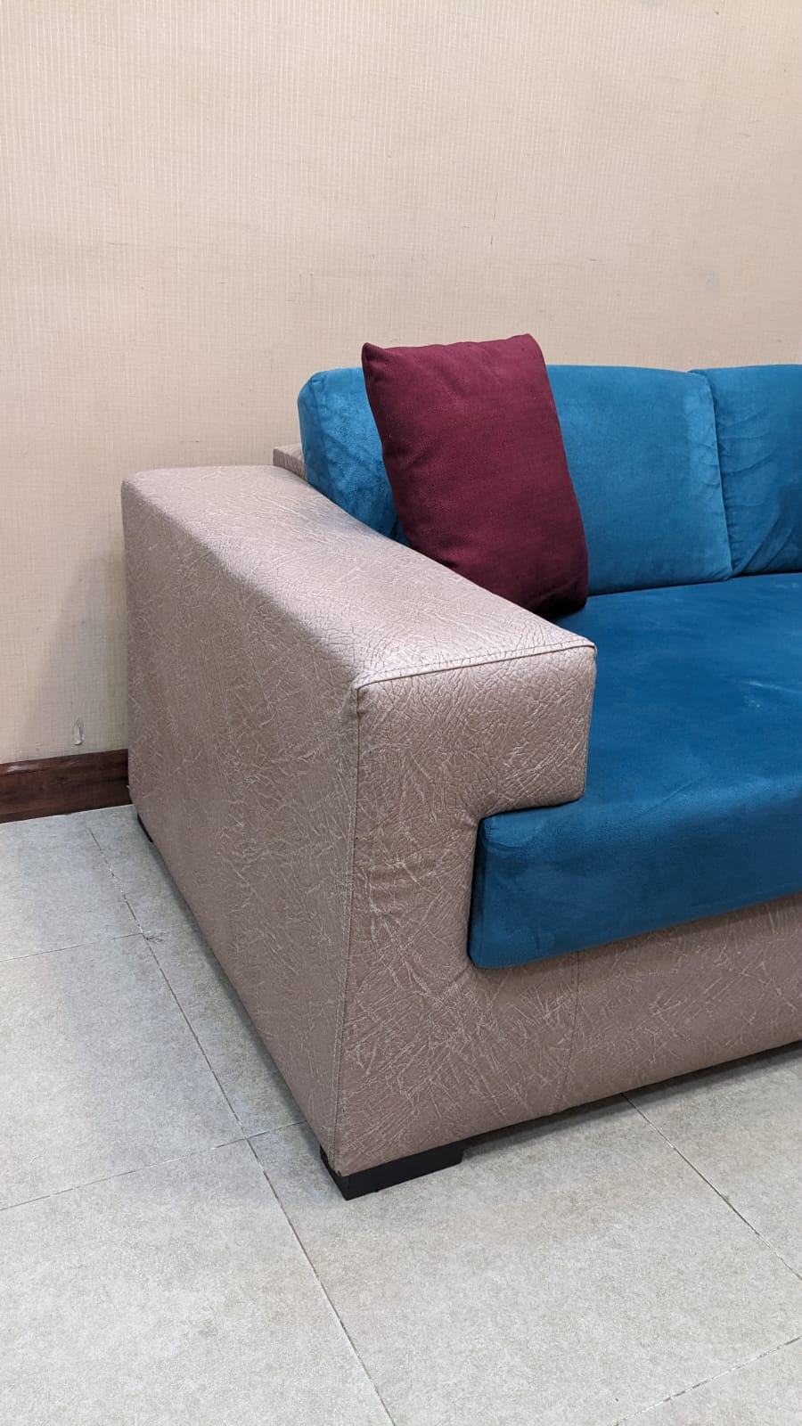 4 Seater L Shape Sofa Set with Ottoman