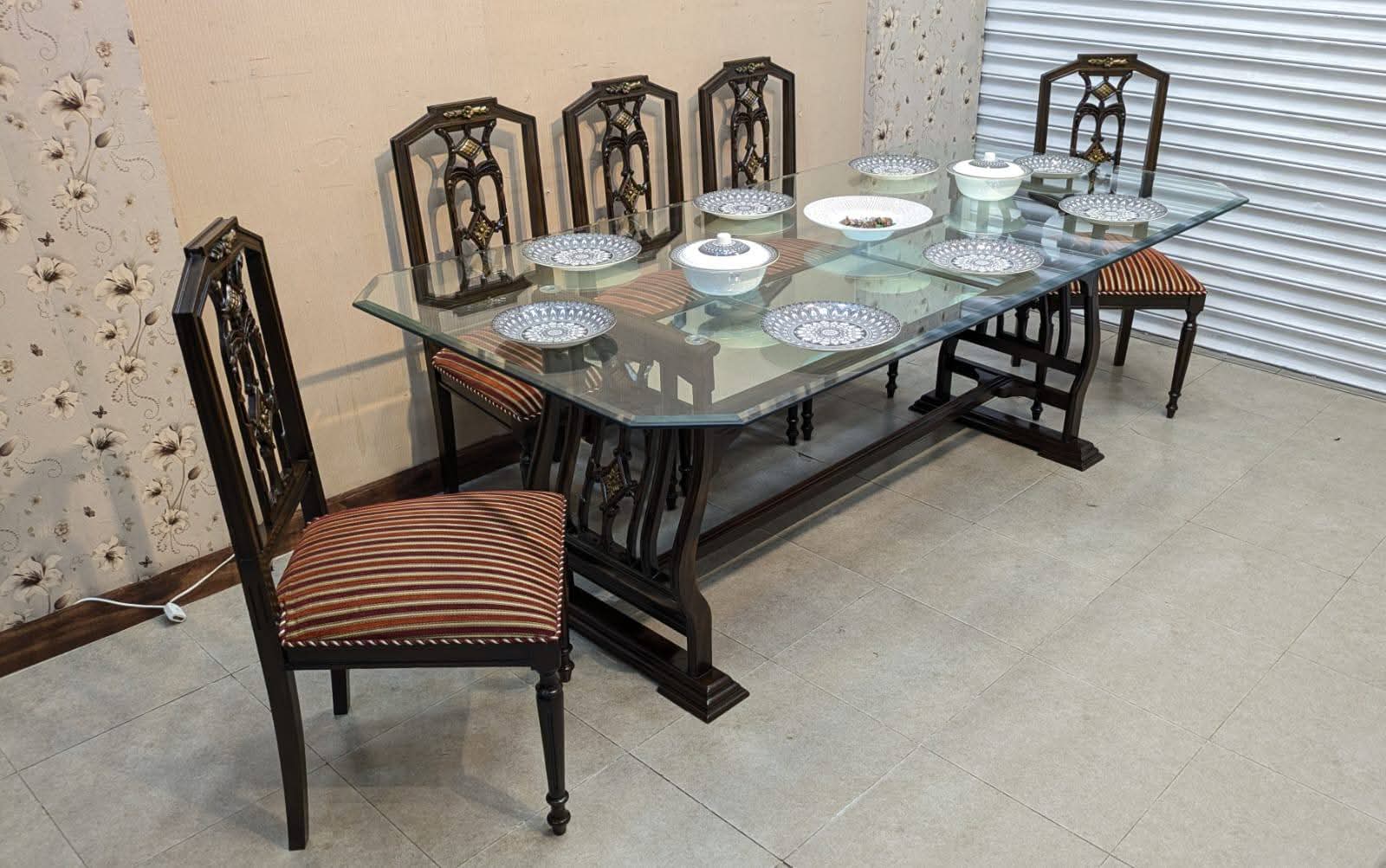 Solid Sheesham Wood 8 Seater Dining Table