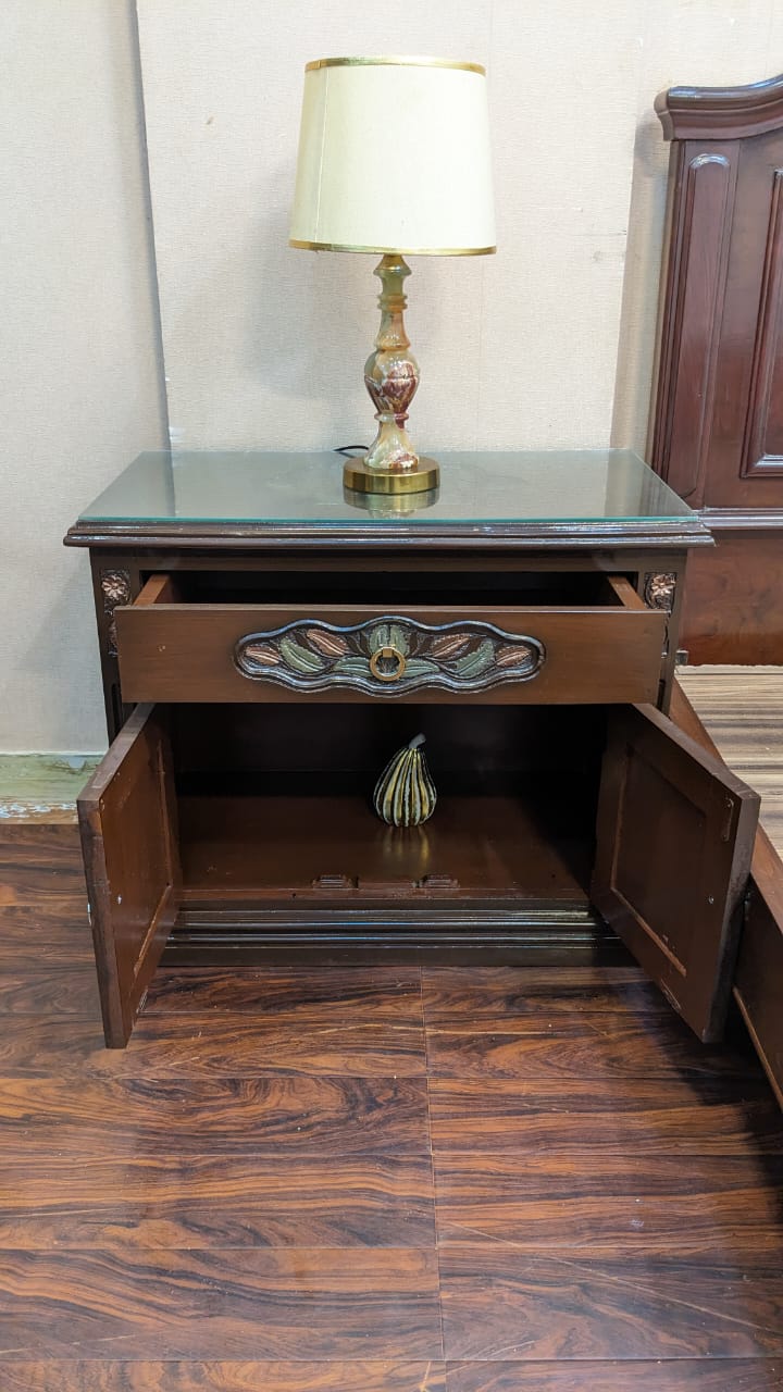 King Size Bed with 2 Side Tables