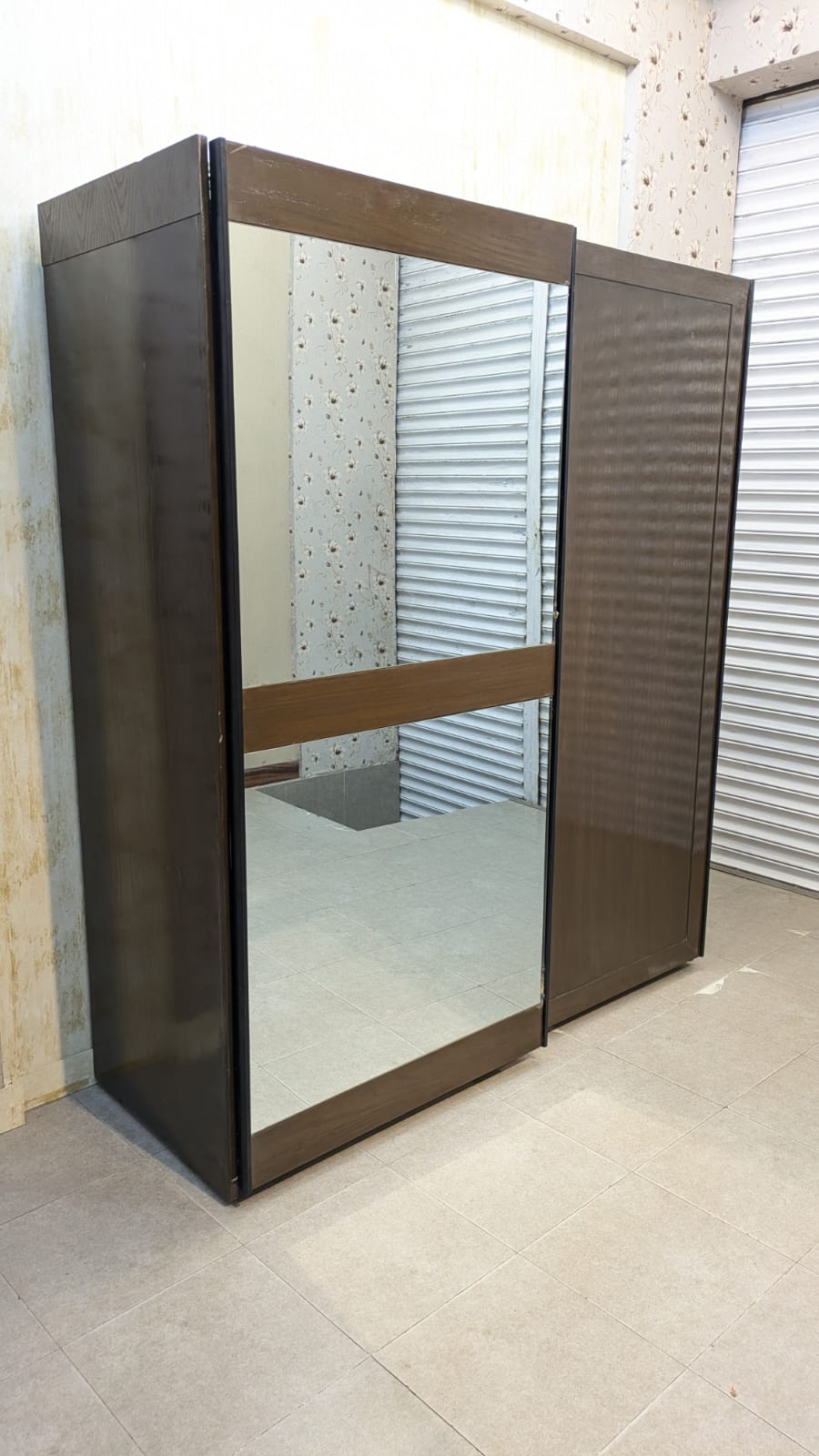 Sliding Door Wardrobe
