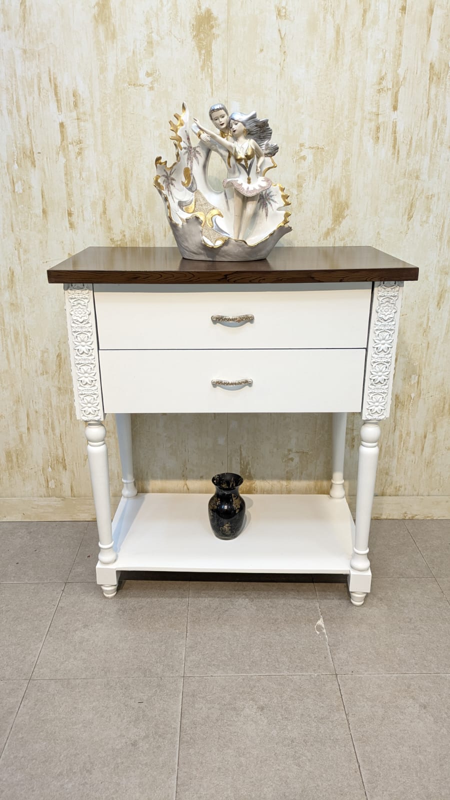 Table Console