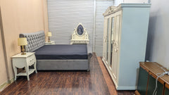 Modern Design King Size Bedroom Set