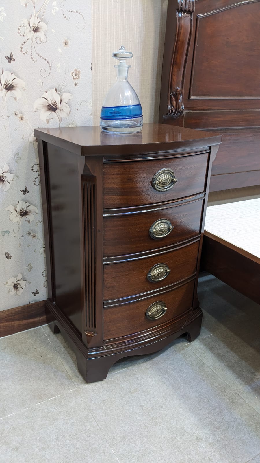 Solid Sheesham Wood King Size Bed with 2 Side Tables