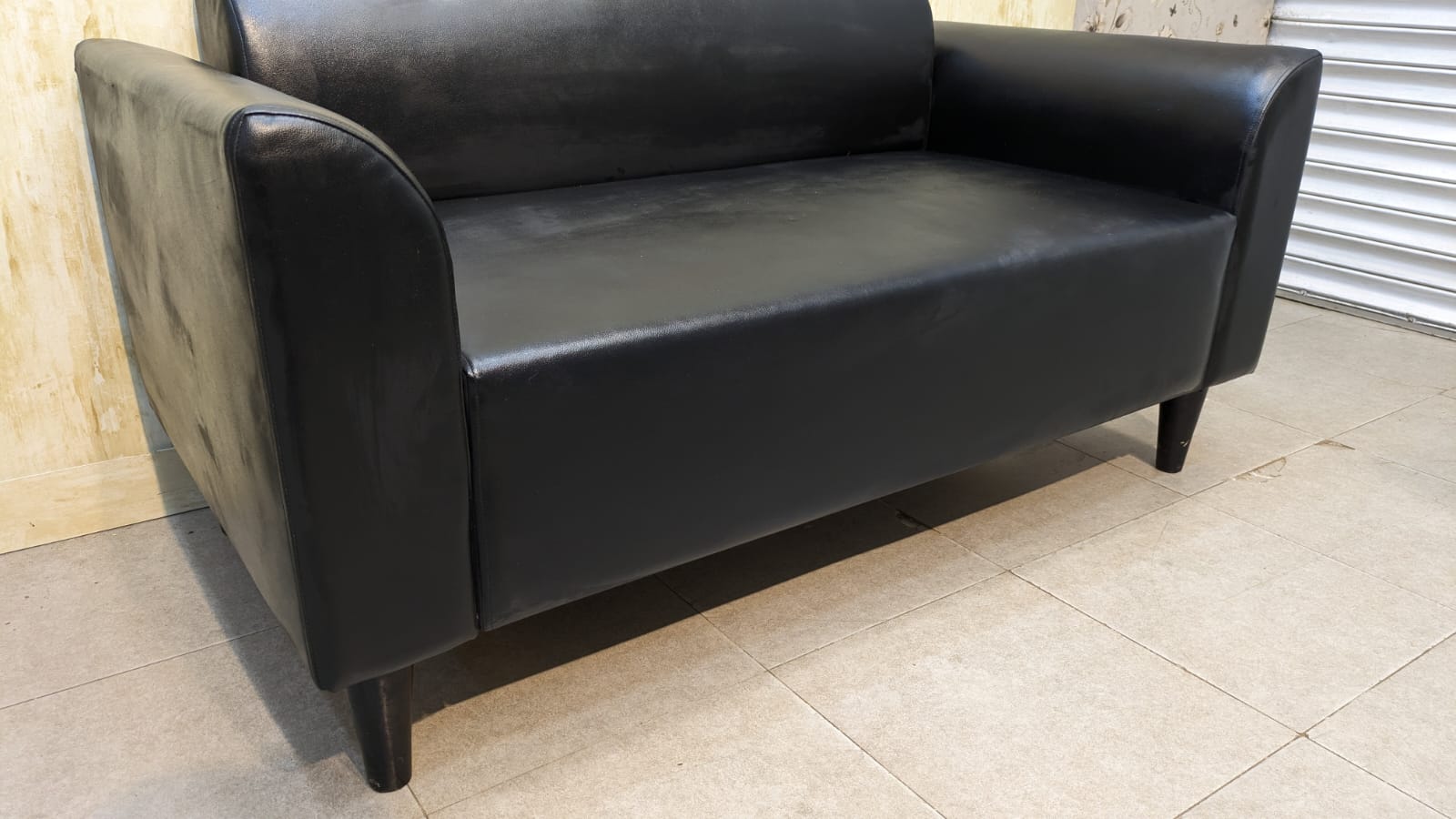 Habitt Osbourne 5 Seater Sofa Set