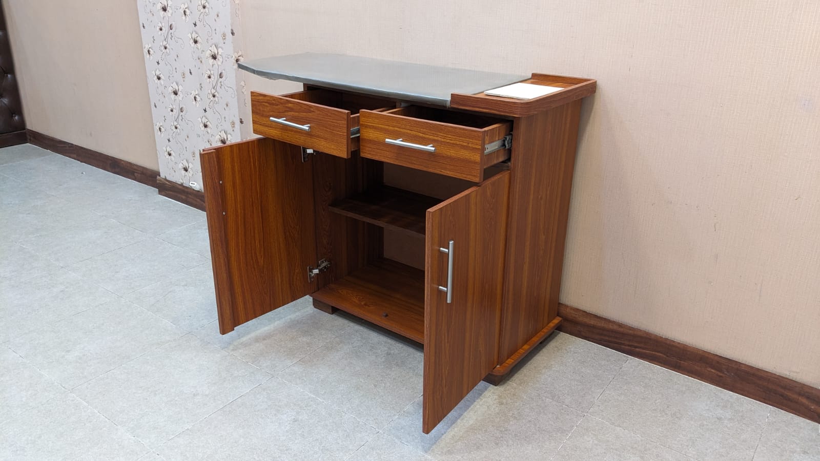 Divinecrafts Brand New Ironing Station