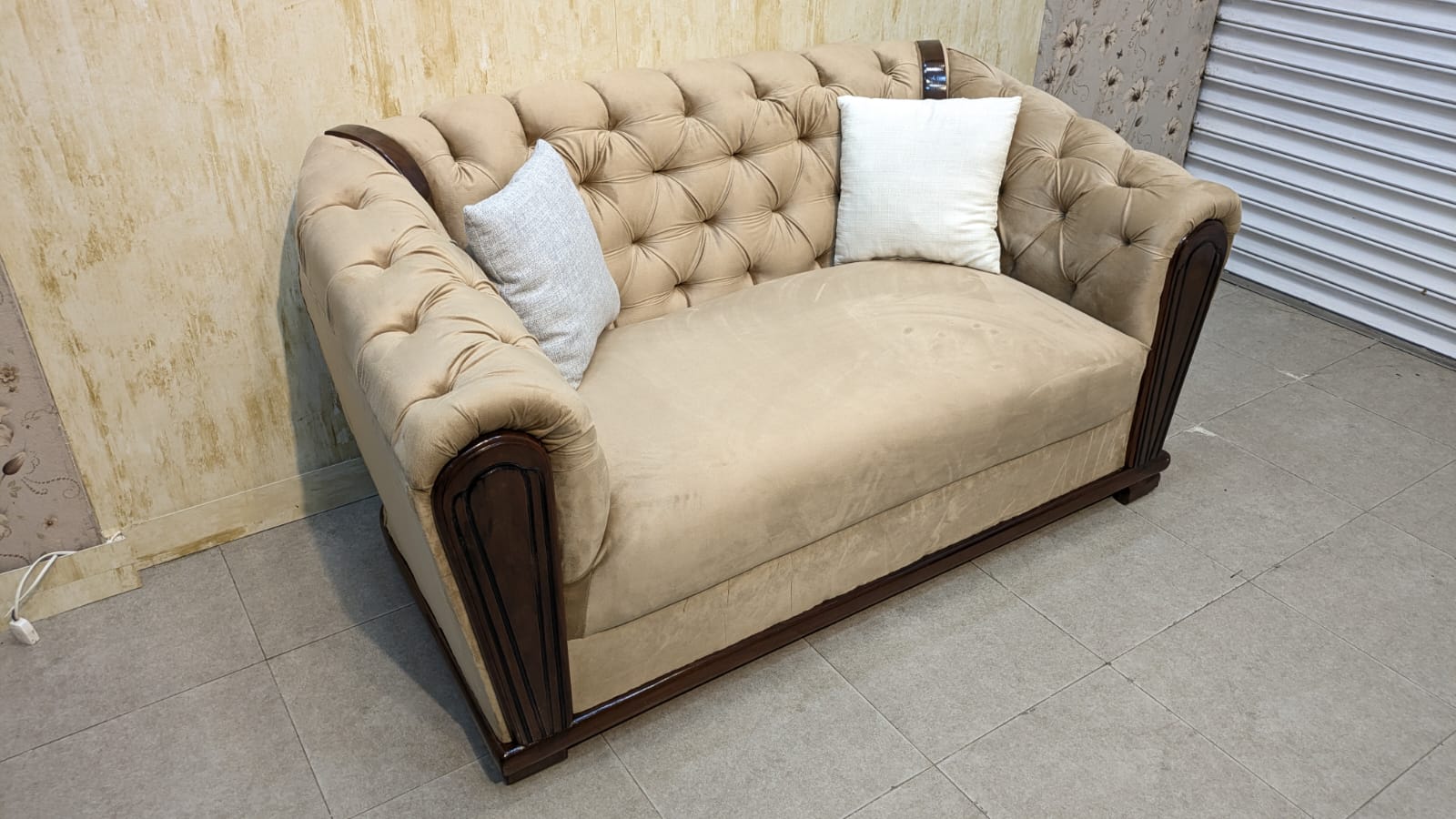 Luxurious 9 Seater Chesterfield Sofa Set