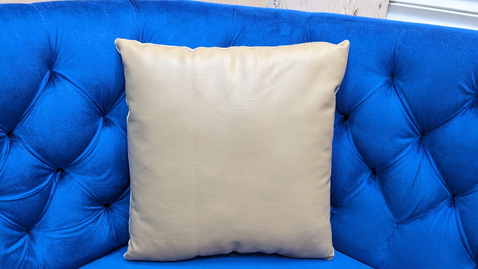 3 Seater Sofa with Center Table