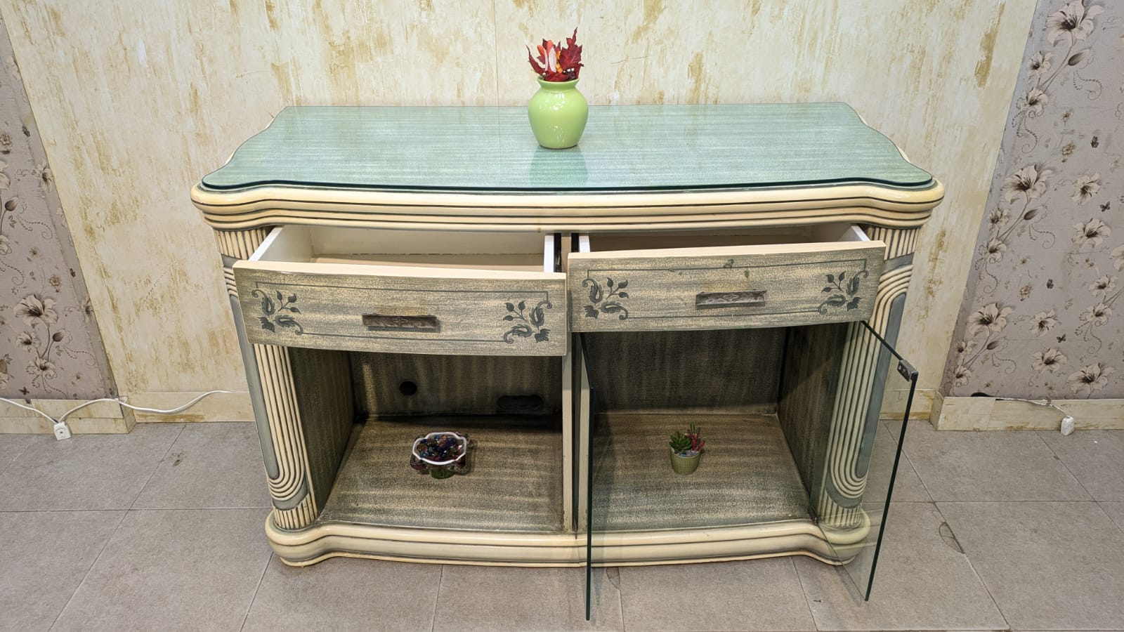 Side Board Cum Console