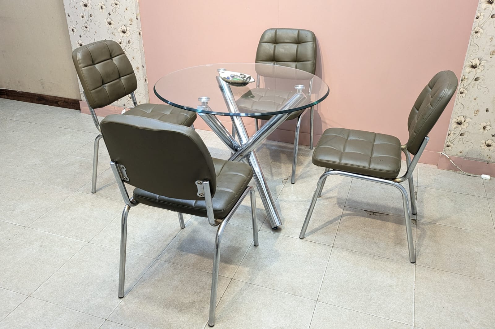 Imported 4 Seater Dining Table