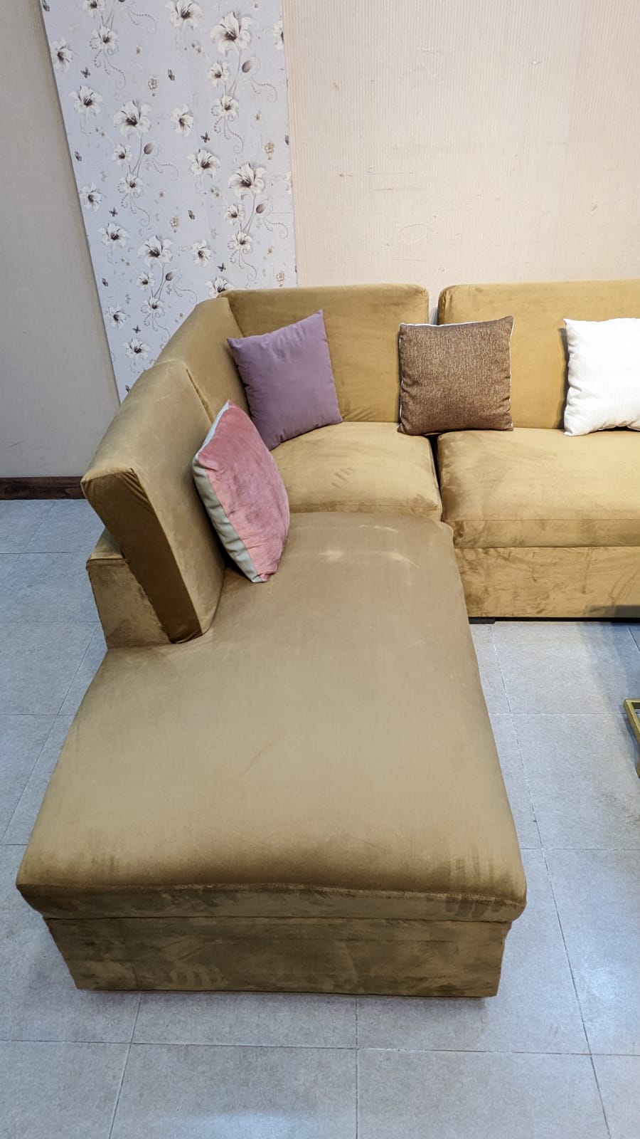 Comfortable 6 Seater L Shape Sofa Set