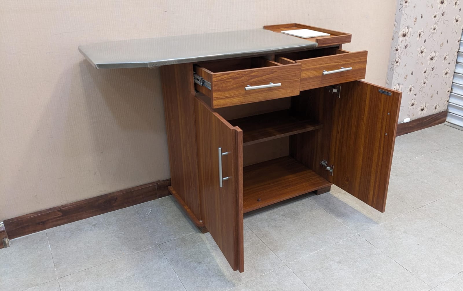 Divinecrafts Brand New Ironing Station