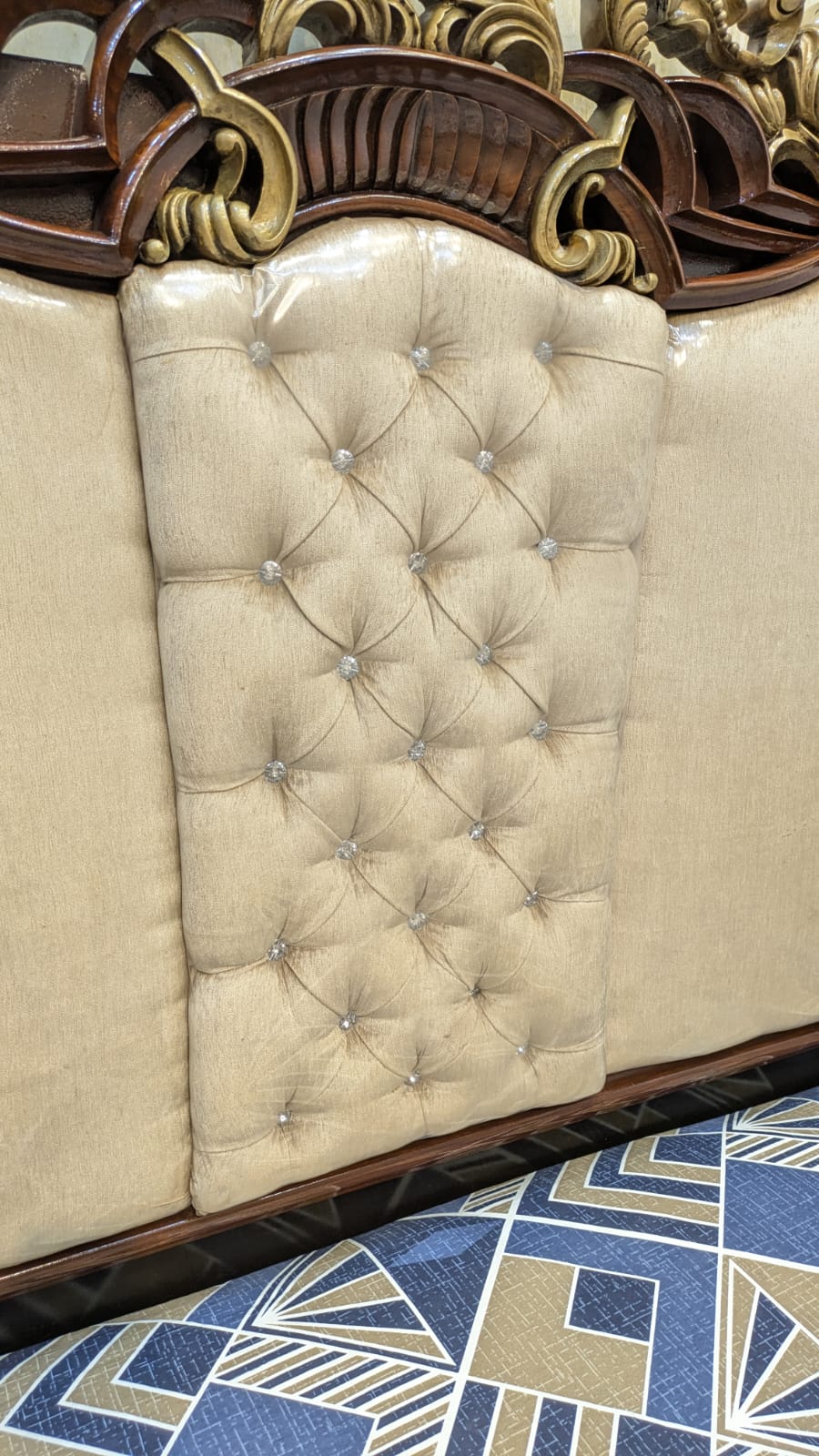 Luxurious King Size Bed