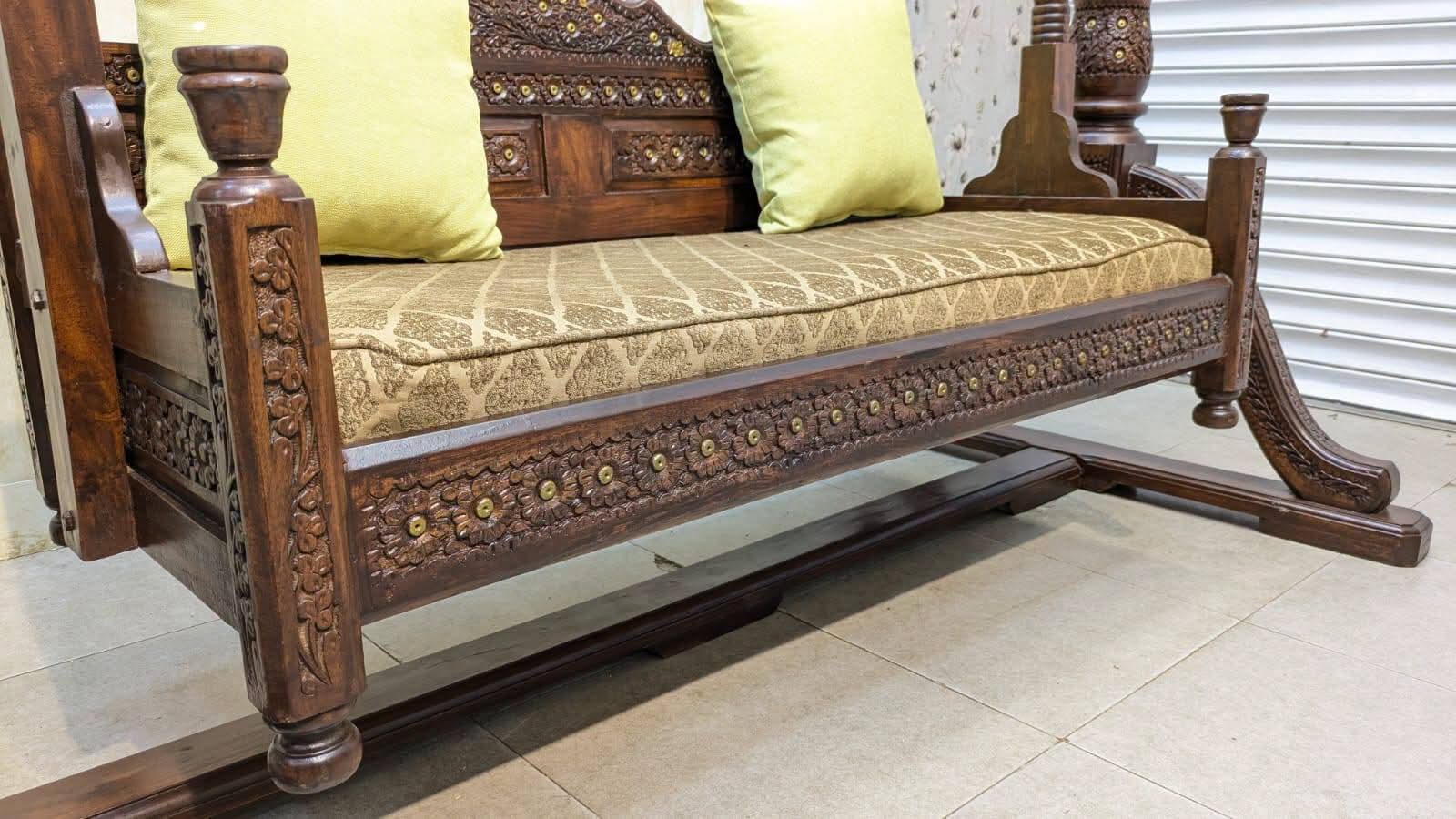 Solid Sheesham Wood Chinioti Jhoola