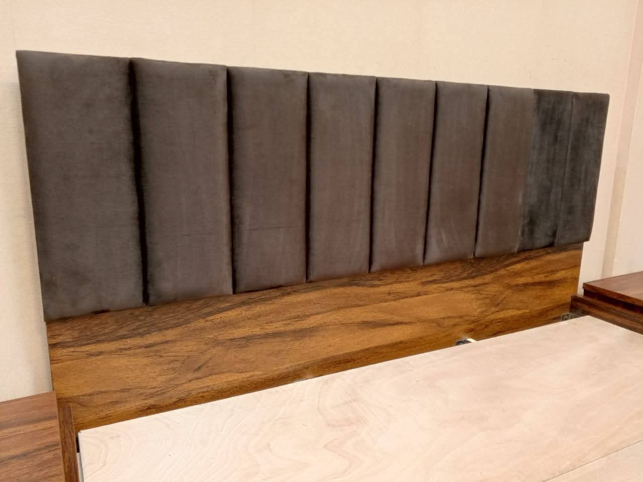 New King Size Bed with 2 Side Tables