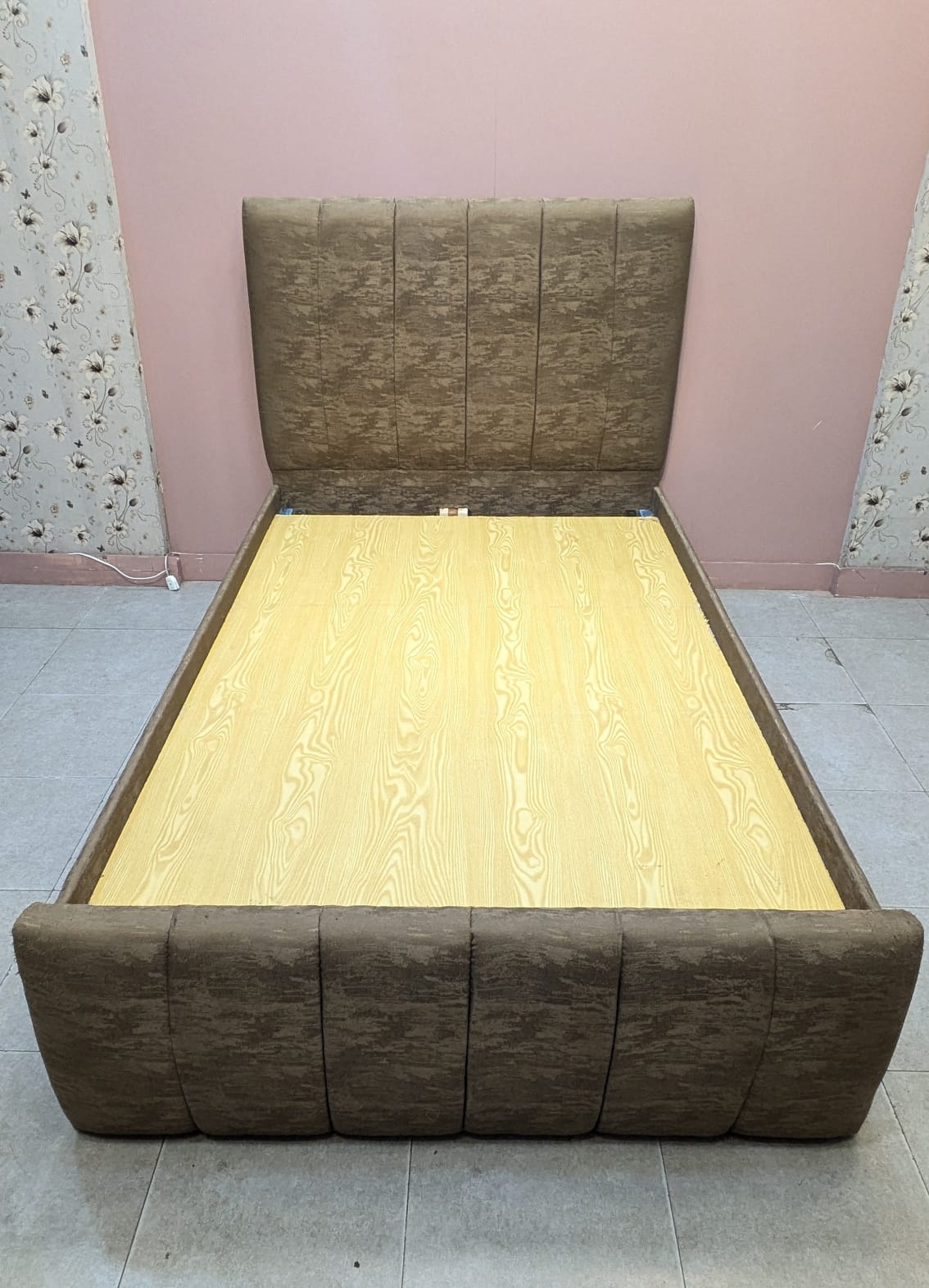 Twin bed