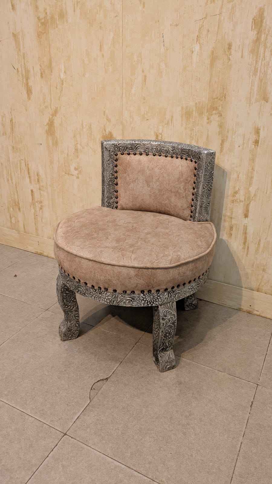 Traditional Silver Embossed Console with Wall Mounted Mirror and 2 Accent Chairs
