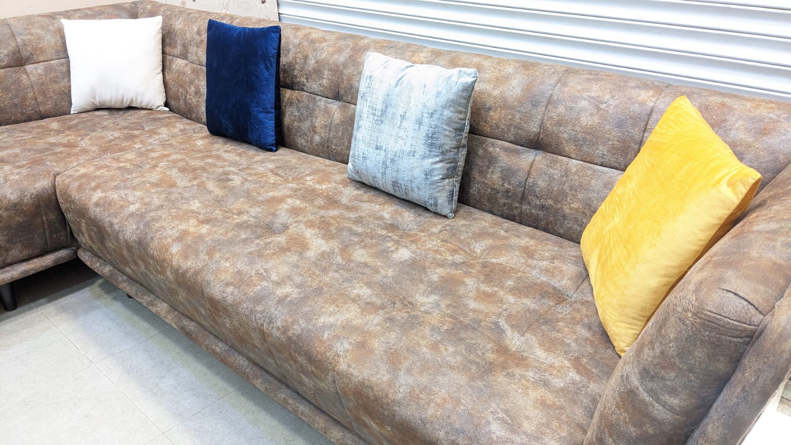 Comfortable 6 Seater L Shape Sofa Set