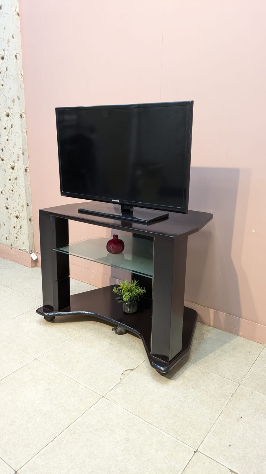 Elegant TV Trolley