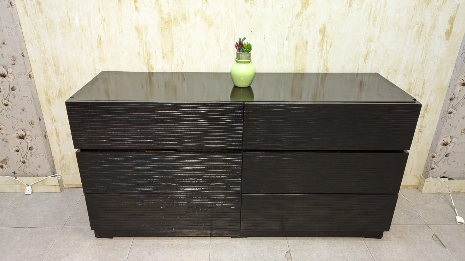 Chester Drawers