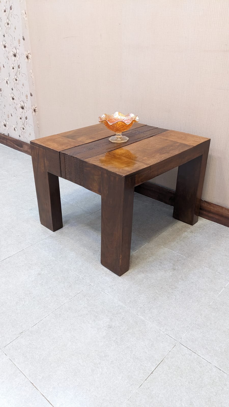 Solid Sheesham Wood Corner Table