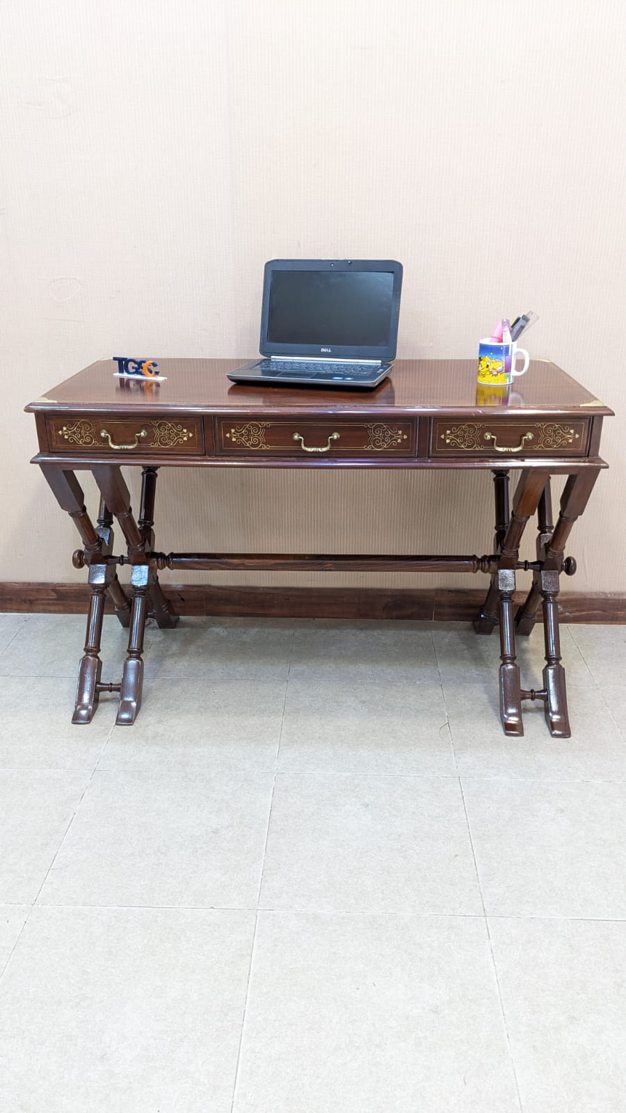 Antique 100% Solid Sheesham Wood Writing Desk