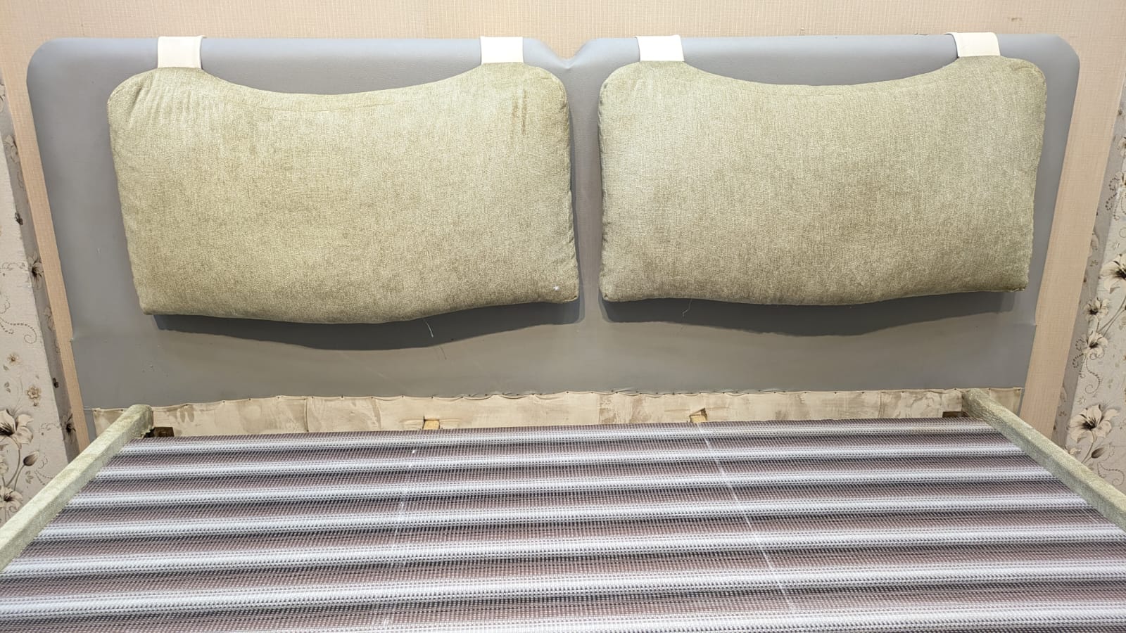 Fully Cushioned King Size Bed
