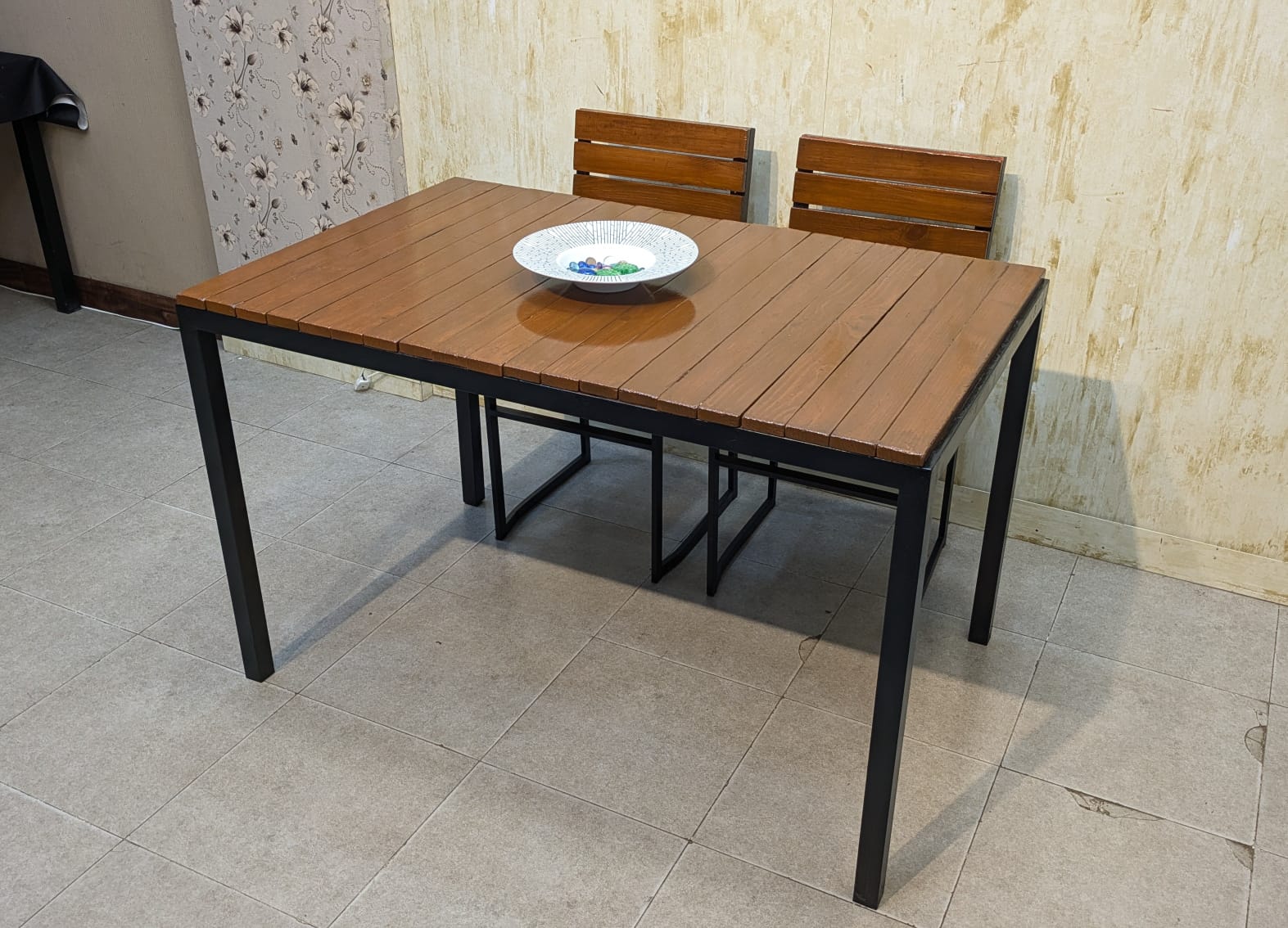 6 Seater Dinning Table