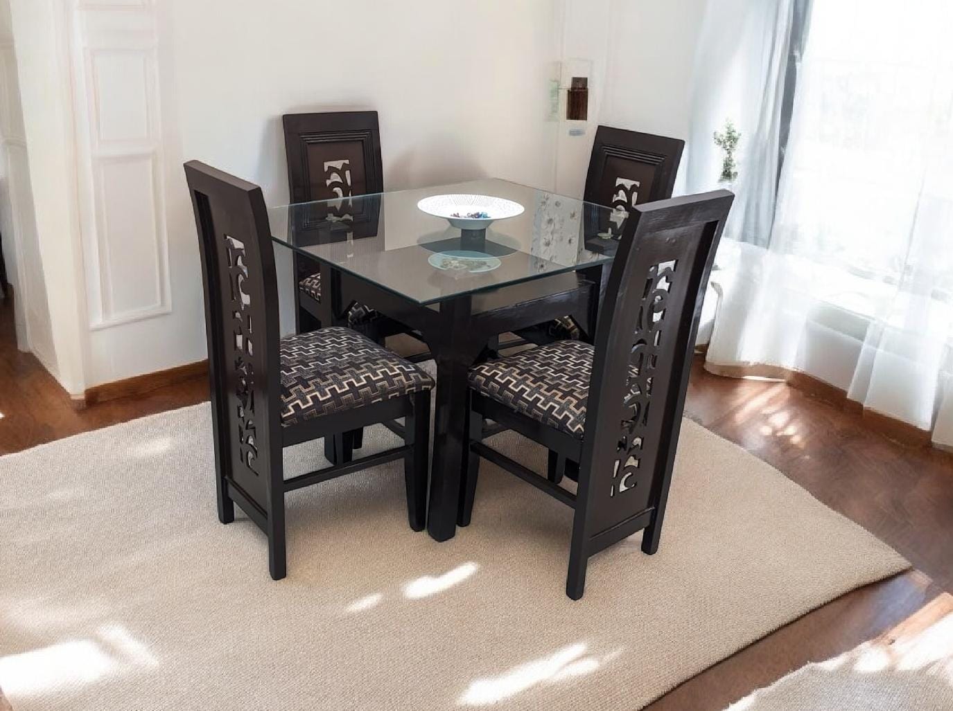 Sheesham Wood 4 Seater Dining Table